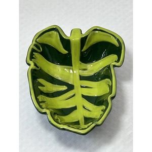 Boston‎ Warehouse Trading Co. leaf bowl